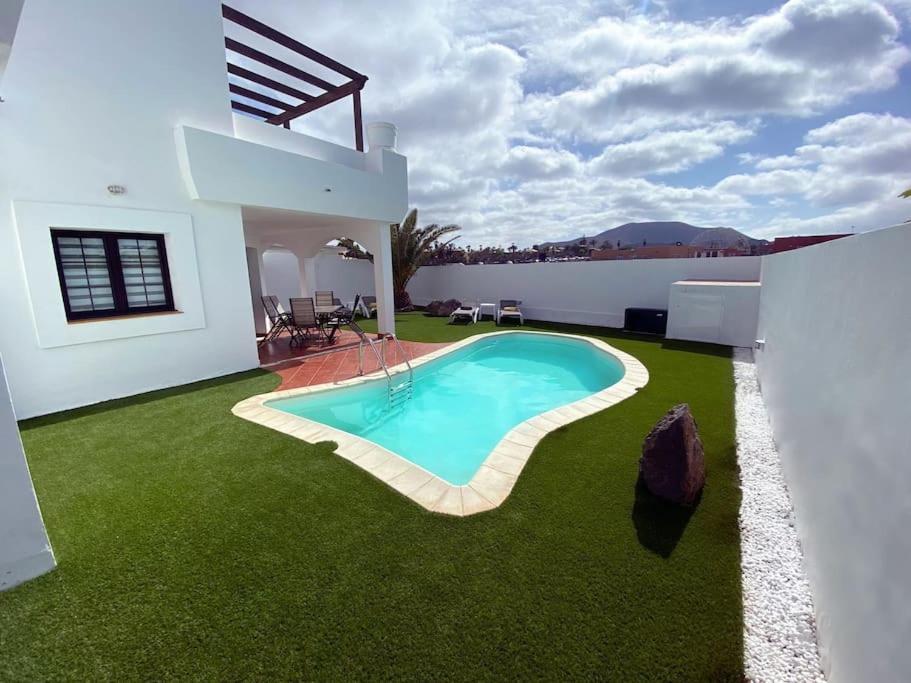 Villa Nina 'Luxury Villa In The Sun' كوراليهو المظهر الخارجي الصورة